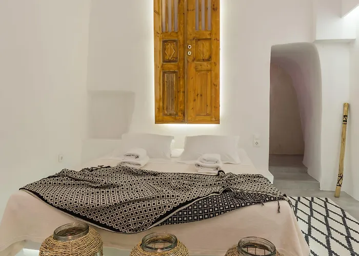 Gaia Oia (Santorini)