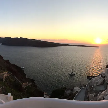 Gaia Oia (Santorini)