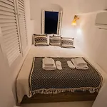 Gaia Vila Oia
